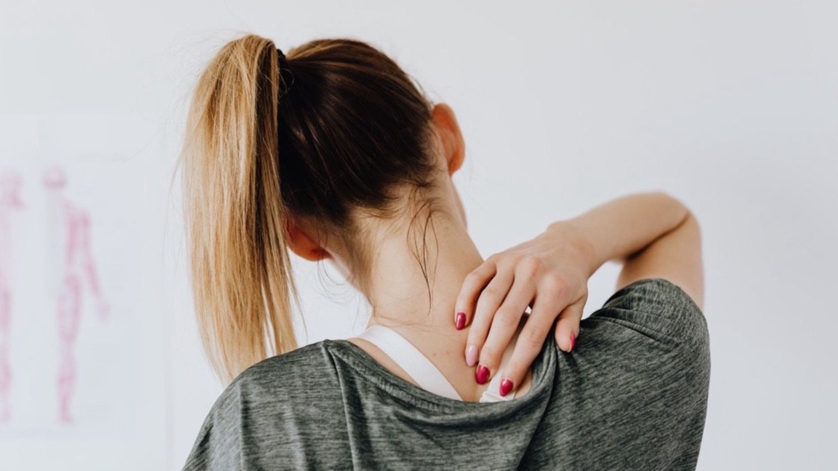 Dor no Pescoço: Causas e Como Aliviar a Cervicalgia