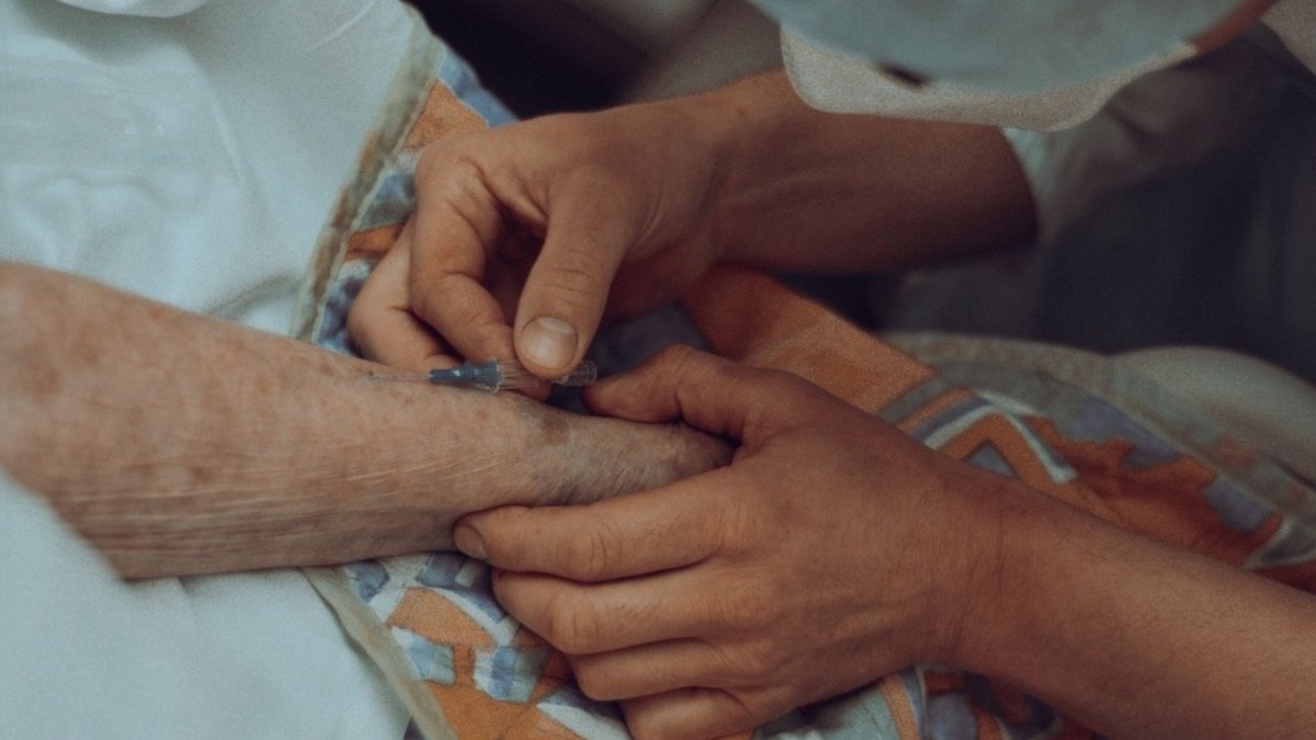 Fratura de Quadril no Idoso: Recuperação e Cirurgia