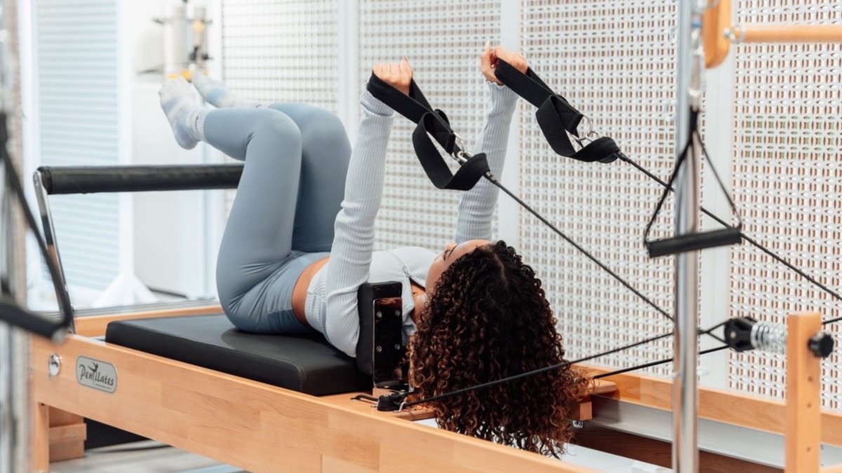 Pilates Clínico: Quando Ajuda em Problemas Ortopédicos